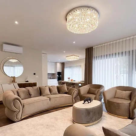 Lovely In Appartement