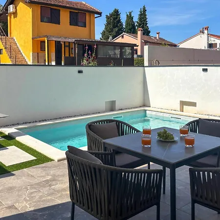 Lovely In Appartement Rovinj